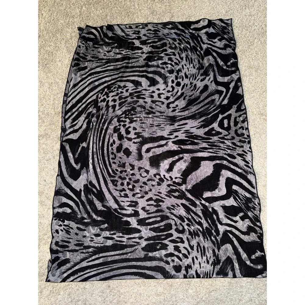 Gray & Black Tiger Leopard Zebra Print Pocket Scarf Wrap Infinity Travel Scarf